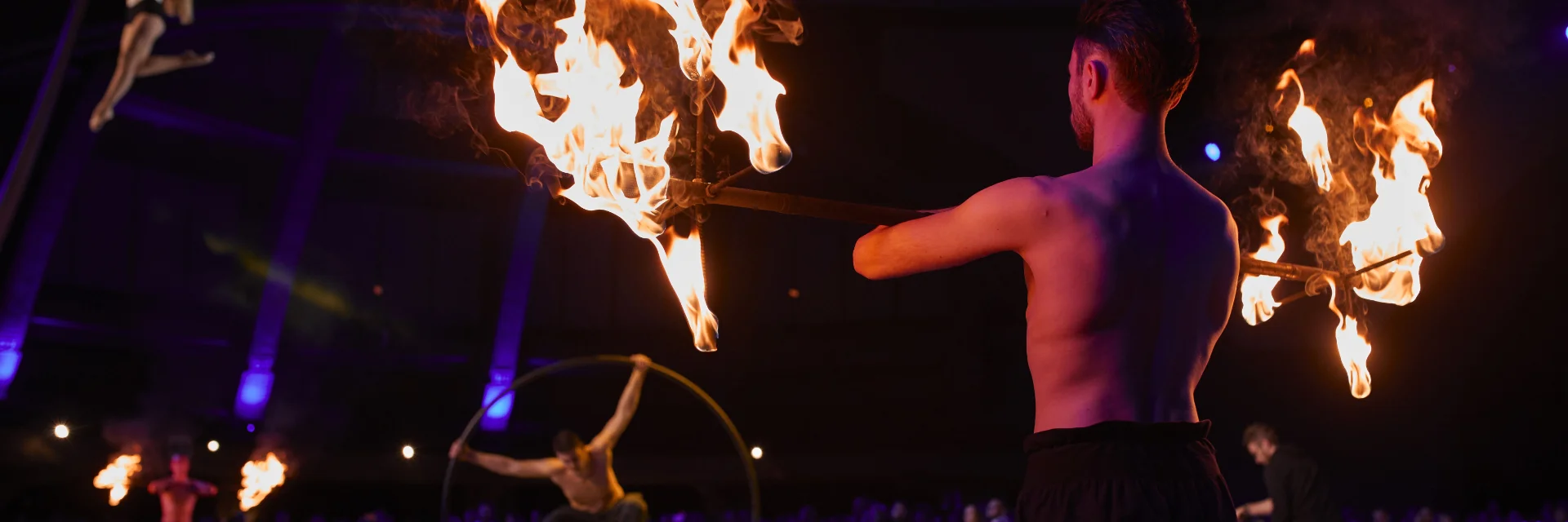 Zdjęcie popisów akrobatycznych: Hala Orion